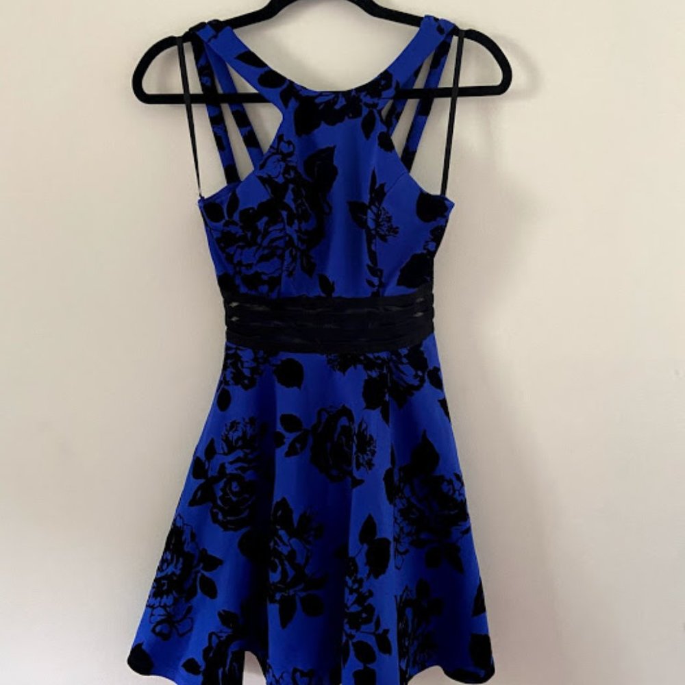 Juniors' Illusion-Waist Scuba Fit & Flare Dress